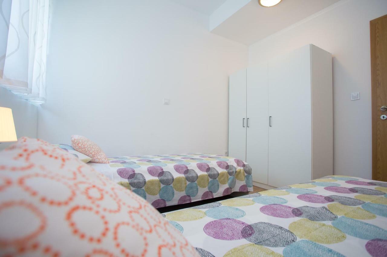 Apartman Girasol Pula Apartman Kültér fotó