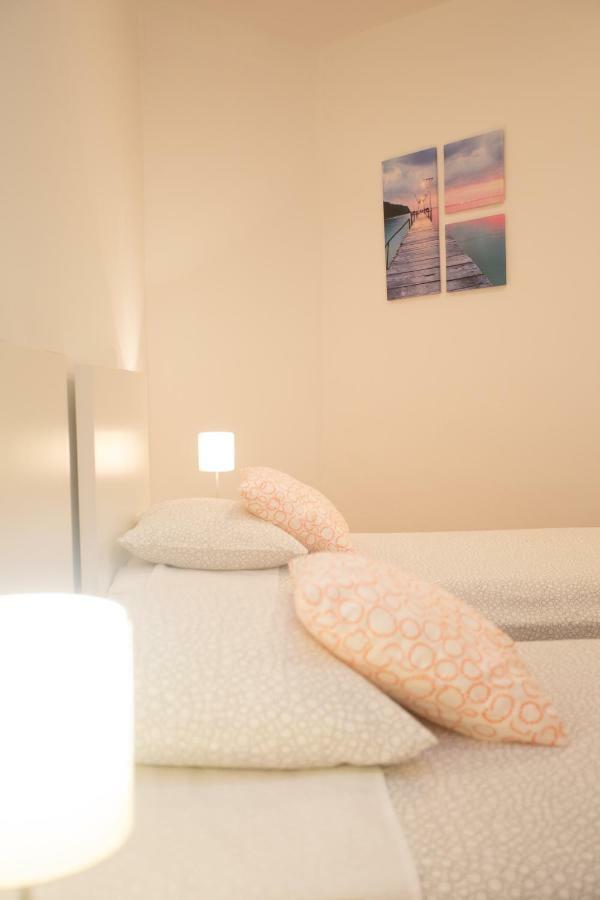 Apartman Girasol Pula Apartman Kültér fotó